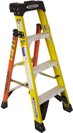 L7300 4-ft ( 8-ft Reach Height ) Fiberglass Type 1AA - 375 lbs. Load Capacity Step ladder