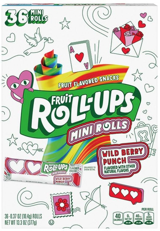 Mini Valentine Fruit Snacks, Wild Berry Punch