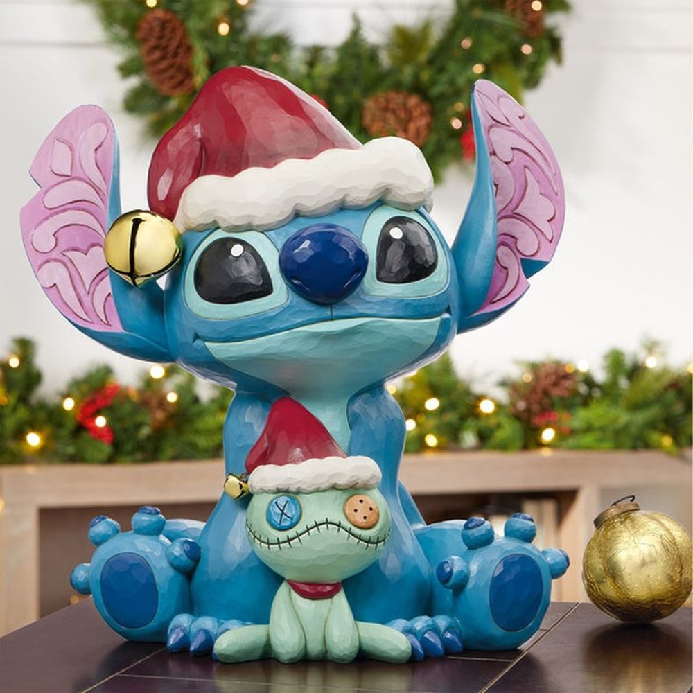 Disney Holiday Stitch and Scrump Statue by