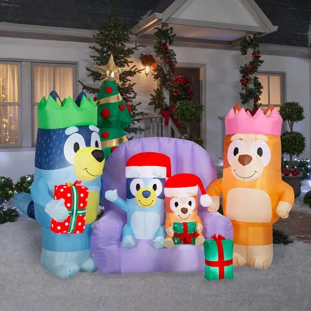 6.6 ft Bluey Family Christmas Inflatable