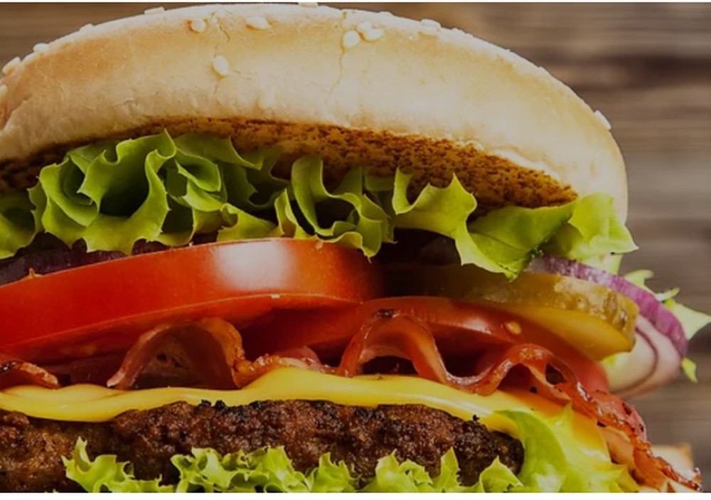 Frozen Best Chicago Meat - Halal Burgers - 6:1 (3 oz each), 10 lbs