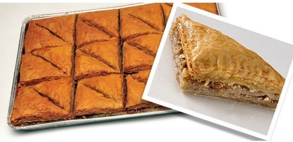 Baklava Pastry Tray - 24 ct