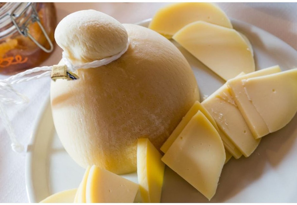 Provolone Cheese, Full
