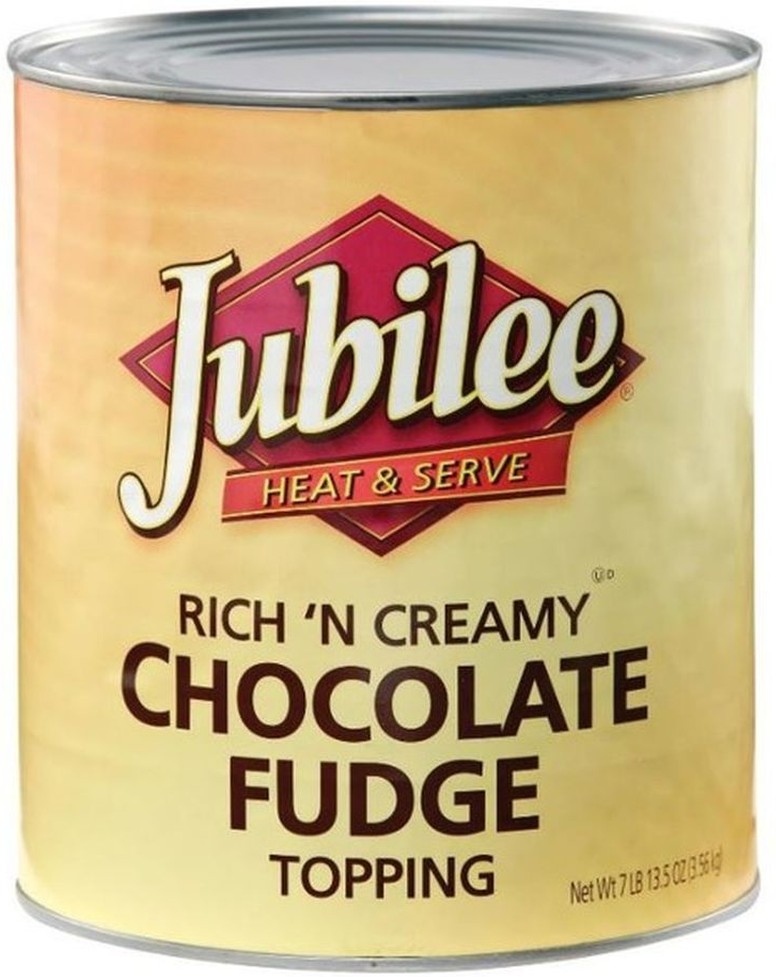 Jubliee - Rich N Creamy Chocolate Fudge Topping - 96 oz