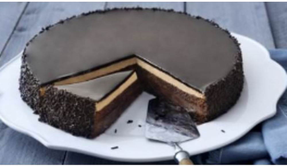 Frozen Chocolate Temptation Cake - 12slc