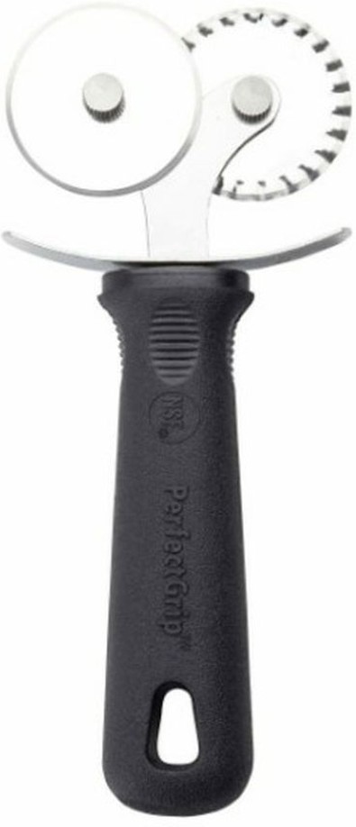 PASTRY CUTTER