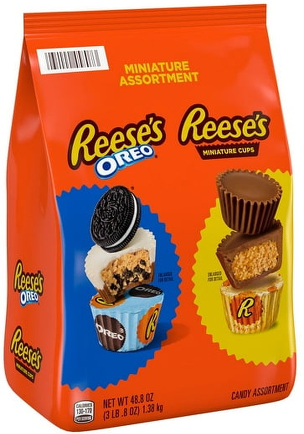 Miniatures Oreo and Original Peanut Butter Cups Candy, 48.8 oz.